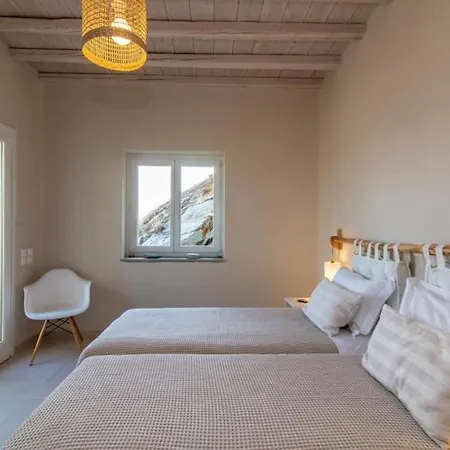 Lotusland Tinos Agios Loannis