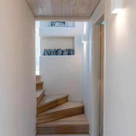 Lotusland Tinos Villa