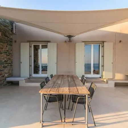 Lotusland Tinos
