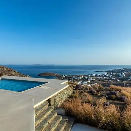 Lotusland Tinos Villa